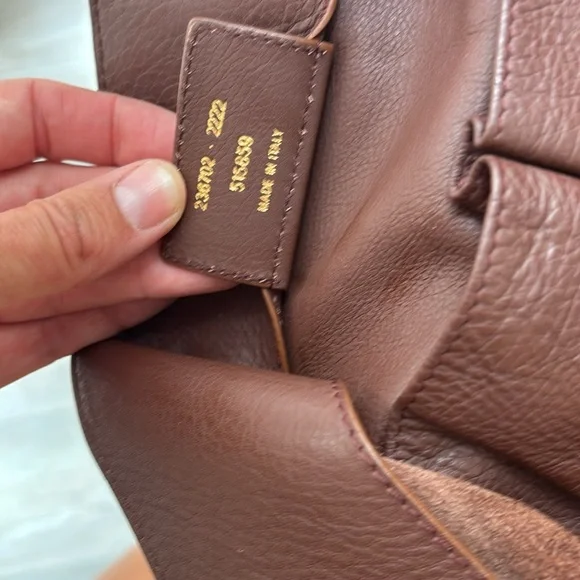 Authentic Balenciaga XL leather tote - Picture 9 of 10